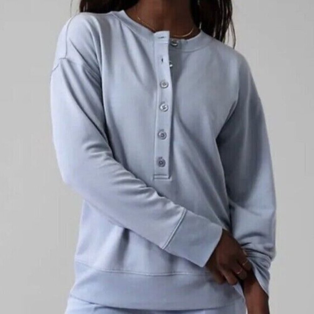 Athleta Canyon Henley Top Blue Grey size XS‎ Women’s Activewear